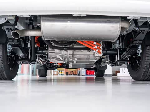 2025�� PLUS 2.0L ���ʰ�