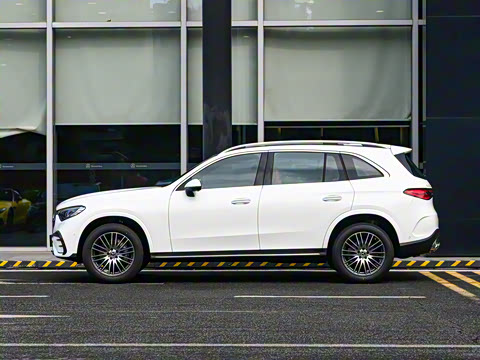 2025�� �Ŀ� GLC 300 L 4MATIC ������ 7��