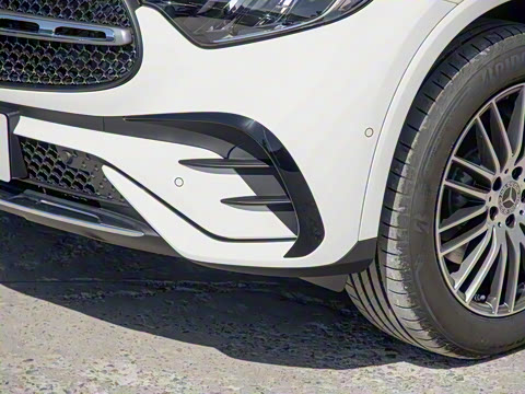 2025�� �Ŀ� GLC 300 L 4MATIC ������ 5��