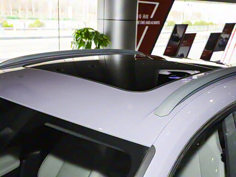 2025�� Macan 4 ���۰�