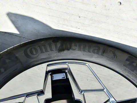 2025�� 2.0T �����