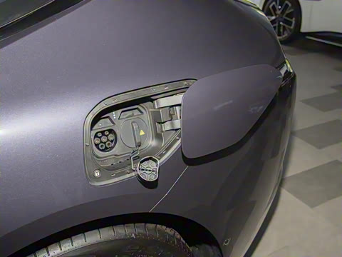 2025�� �Ŀ� Max���̰�