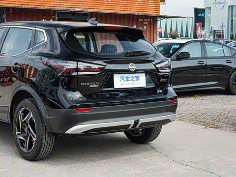 2025�� �Ŀ� ���� 2.0L CVT XV+���Ȱ�