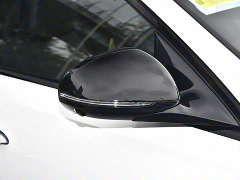 2025�� E 300 �������˶���