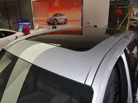 2025�� EM-i 115km ̽��+��