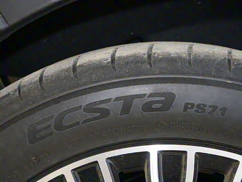 2025�� 120 ���������콢PLUS 7�� ��Ԫ�