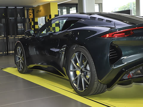 2025�� 2.0T DCT Turbo SE