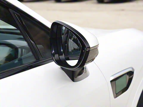 2025�� Ultra ���������