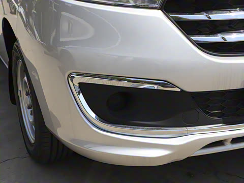 2025�� 1.8L �ֶ������ 5��