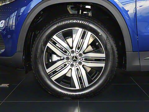 2023�� �Ŀ� EQA 260