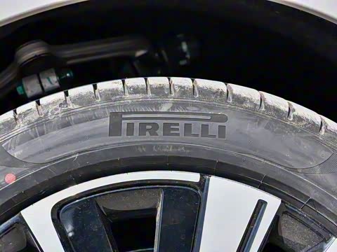 2025�� 702 �Ǽ�˫�������ٰ�