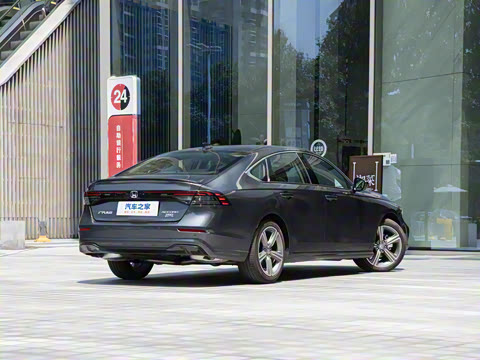 2025�� �˶�ϵ�� 260TURBO ����