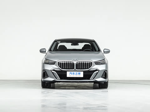 2024�� 530Li xDrive M�˶���װ