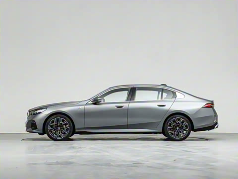 2024�� 530Li xDrive M�˶���װ