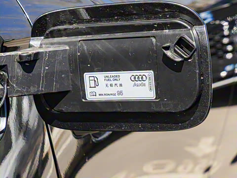 2025�� quattro 45�����ذ� 45 TFSI ������