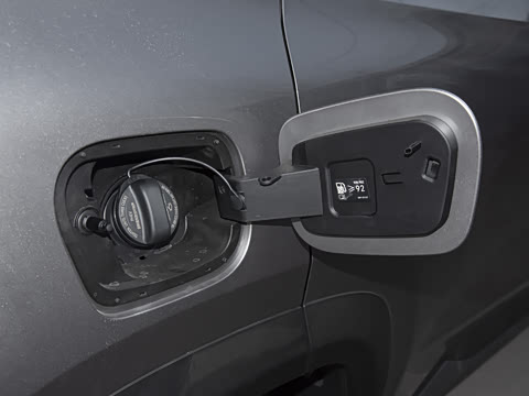 2025�� EM-i 115km ̽����