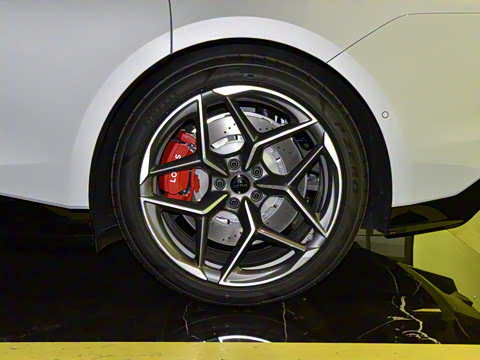 2025�� 600 ������