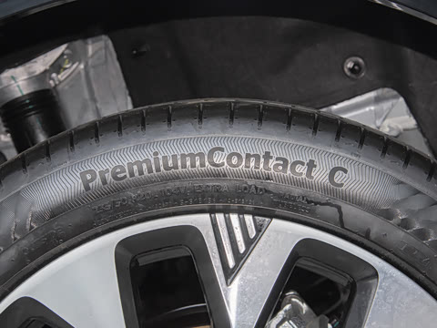 2025�� ���Ĵ� UItra 2.0T ������ �ǻ۾�����