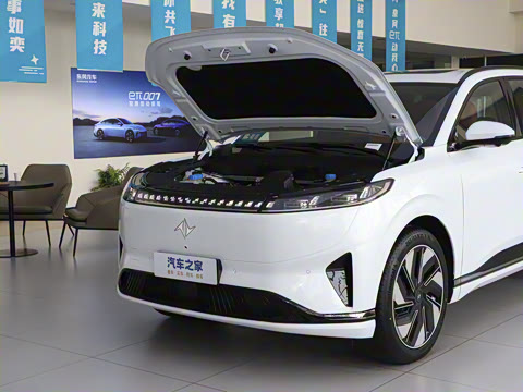 2025�� 210Ultra���̰� 6��