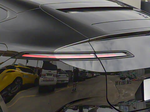 2024�� 700 ���������������