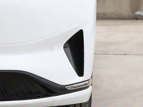 2025�� 636Ultra����� 6��