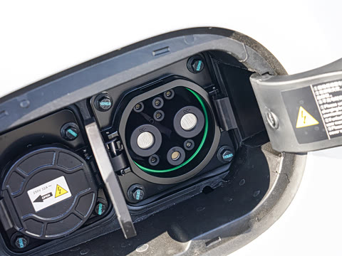 2025�� EV �Ǽݰ� 510KM������