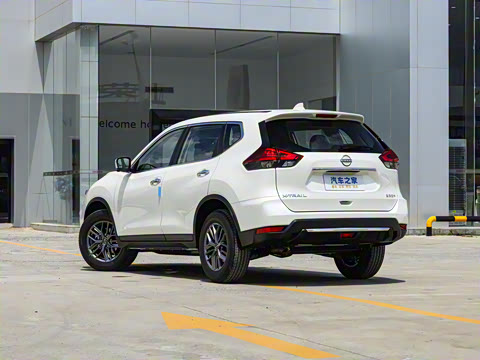 2025�� ���� 2.0L �������Ȱ�