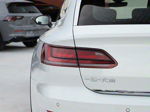 2025�� �Ŀ� ��װ�� 380TSI ���� ������