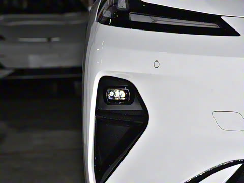 2025�� 300UltraǬ���Ǽ�ADS SE���̰�