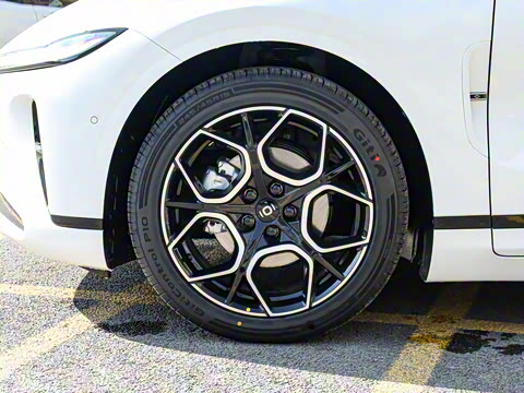 2025�� ��������� 625�콢��