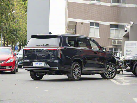 2025�� 180 ��������Ultra���� 7��