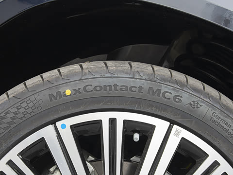 2025�� 180 ��������Ultra���� 7��