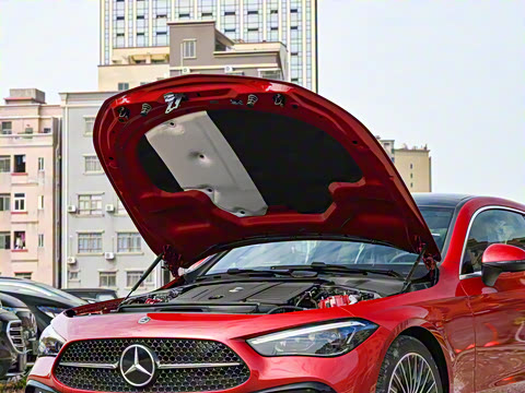 2025�� CLE 260 ���ܳ�