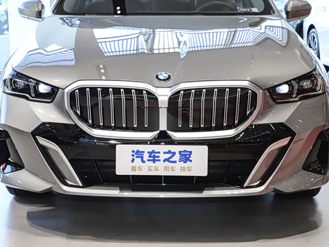 2025�� 525Li M�˶���װ