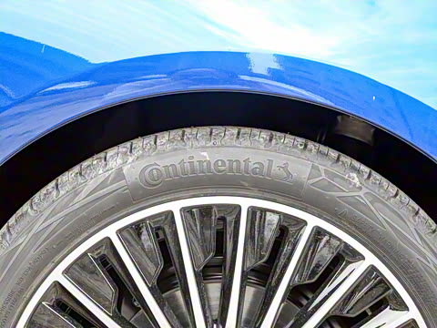 2025�� CLE 300 4MATIC �����ͽ��ܳ�