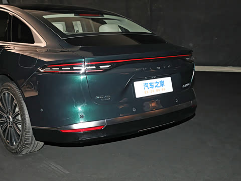 2025�� ������