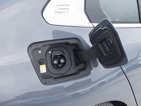 2024�� eDrive 35L M�˶���װ