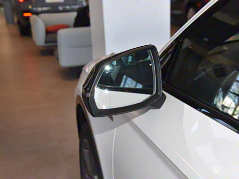 2024�� 40 TFSI ������