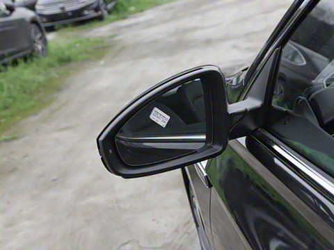 2025�� �Ŀ� 300TSI DSG׿Խ��