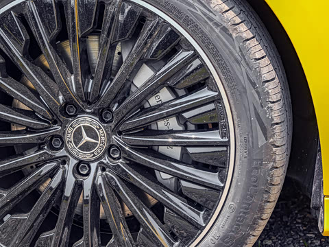 2025�� CLE 300 4MATIC �����ͽ��ܳ�