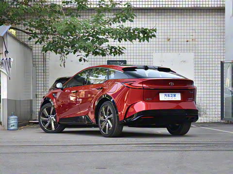 2025�� 550 PRO���а�