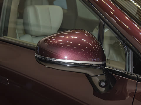 2025�� 825 Max��