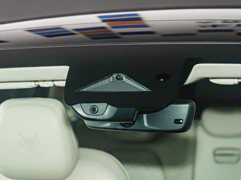 2025�� 735MAX 160kW