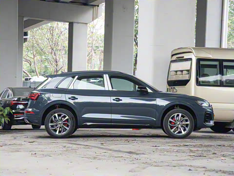 2025�� 45�����ذ� 40 TFSI ����������