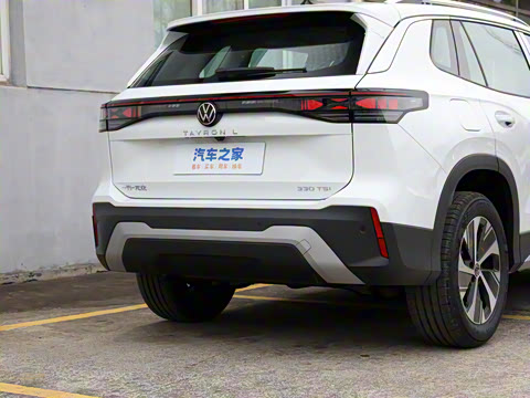 2025�� ̽��L 330TSI ������Ӣ