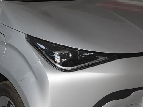 2025�� Mate 300km̤�˰�