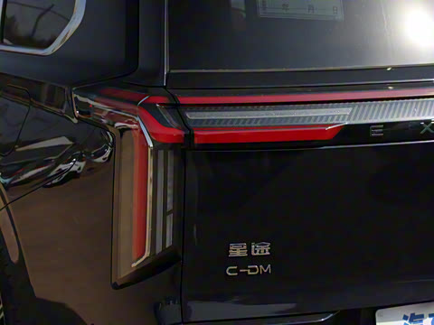 2025�� 180 ��������Ultra���� 6��