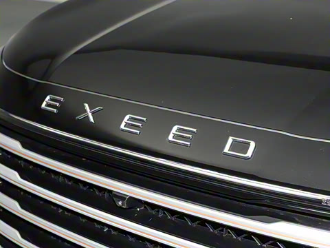 2025�� 180 ��������Ultra���� 7��