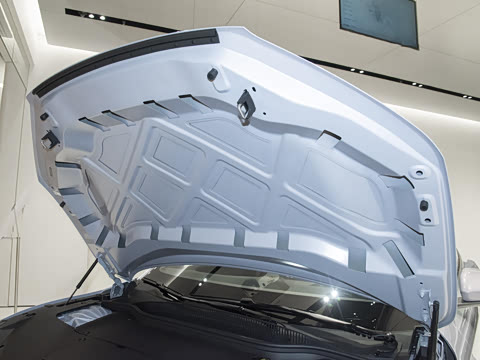 2025�� 75kWh Touring