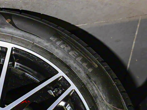 2025�� Cayenne S E-Hybrid 3.0T